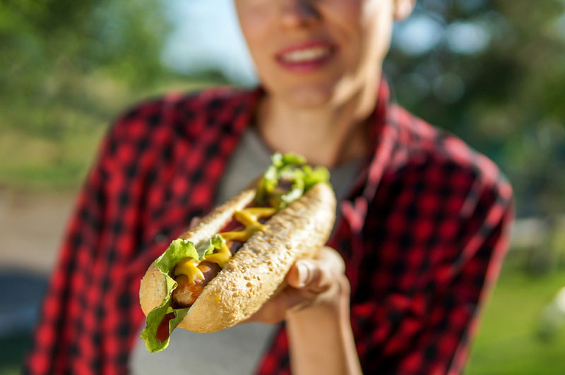 существует множество историй появления хот-дога в США